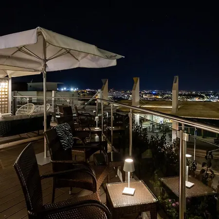 多斯洛酒店 4*