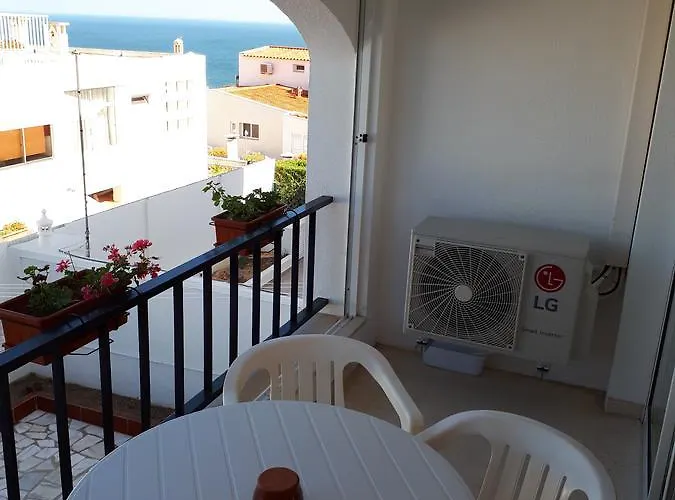 Do Cerro 알부페이라