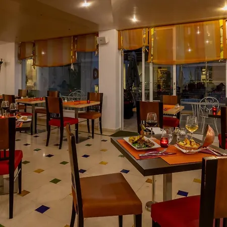 Do Cerro Hotel 4*