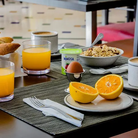 Do Cerro Hotel