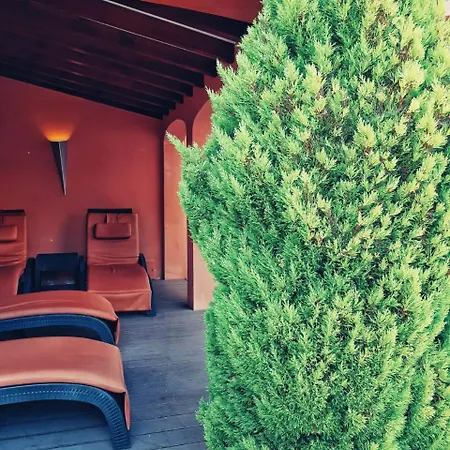 Do Cerro Hotel